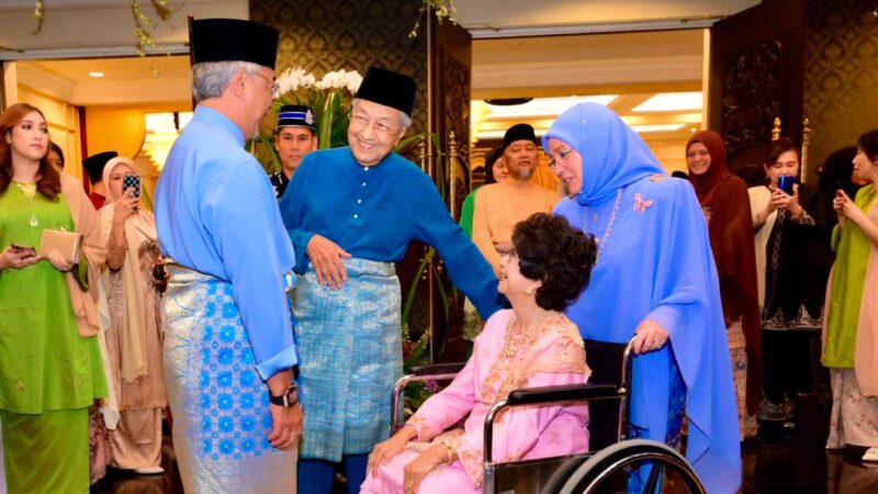 3 bekas Perdana Menteri hadir Majlis Jamuan Teh Diraja